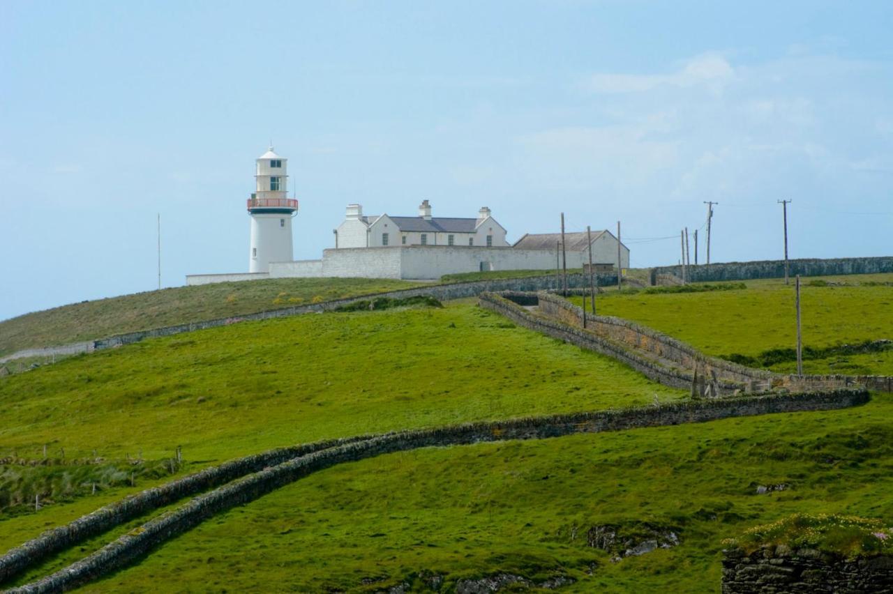 Galley Head Lightkeeper'S Houses Donoure Екстер'єр фото